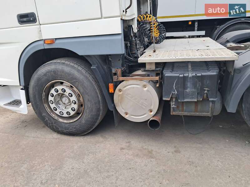Тягач DAF XF 95 2005 в Дніпрі