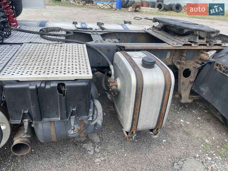 Тягач DAF XF 95 2004 в Ярмолинцах