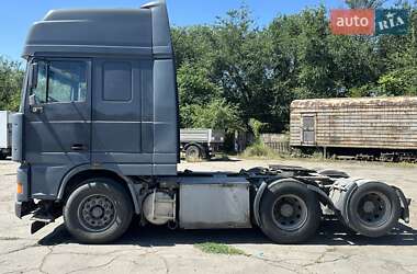 Тягач DAF XF 95 2001 в 