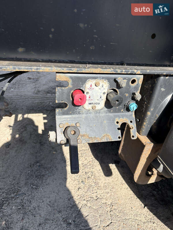 Тягач DAF XF 95 2005 в Полтаві