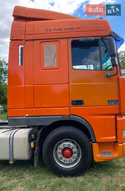 Тягач DAF XF 95 2000 в 