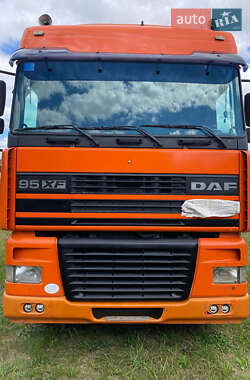 Тягач DAF XF 95 2000 в Бершаді