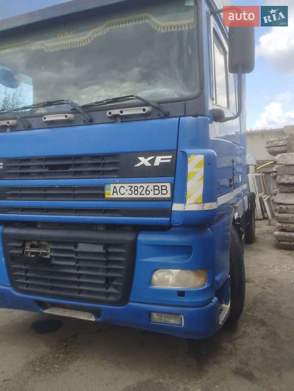 Тягач DAF XF 95 2004 в Луцке