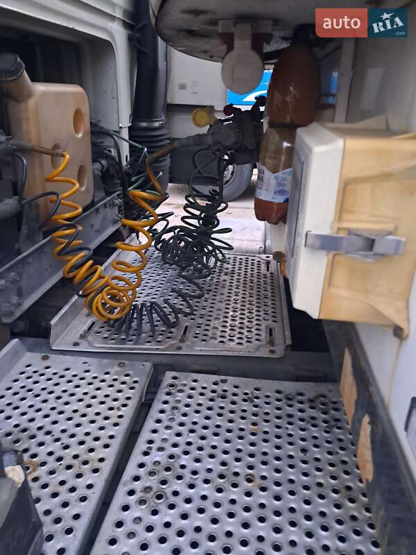 Тягач DAF XF 95 2006 в Борисполі