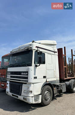 Тягач DAF XF 95 2000 в Костополе