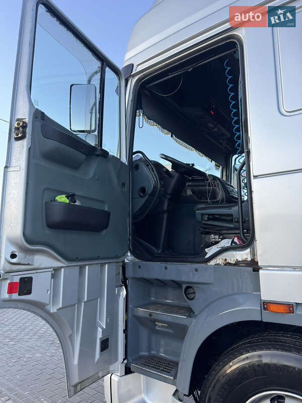 Тягач DAF XF 95 2006 в Самборе