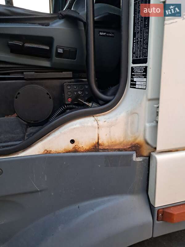 Тягач DAF XF 95 2006 в Борисполі