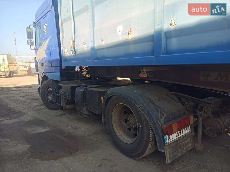 Зерновоз DAF XF 95 2005 в Броварах