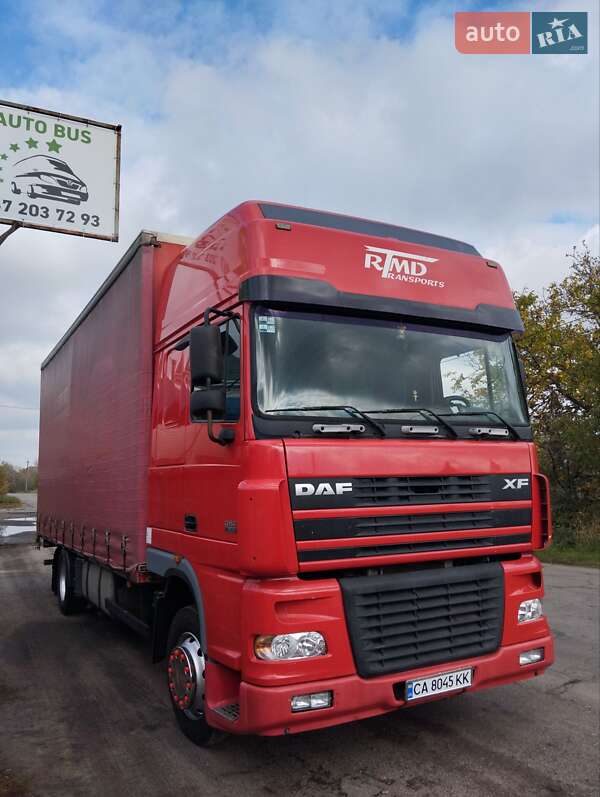 Вантажний фургон DAF XF 95 2006 в Кременчуці