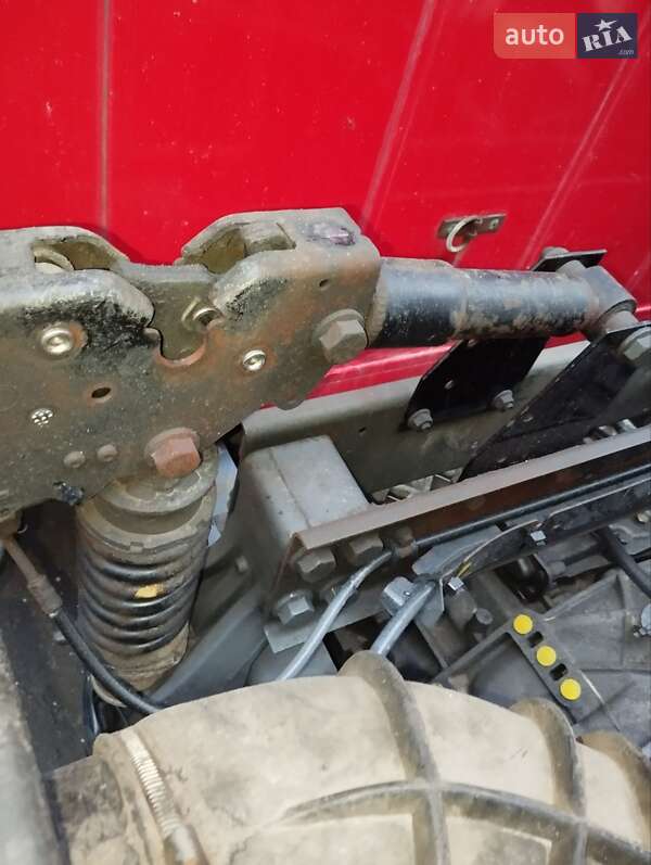 Вантажний фургон DAF XF 95 2006 в Кременчуці