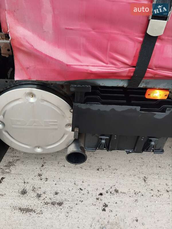 Вантажний фургон DAF XF 95 2006 в Кременчуці