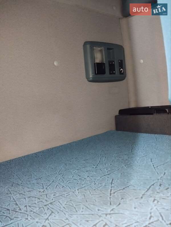 Вантажний фургон DAF XF 95 2006 в Кременчуці