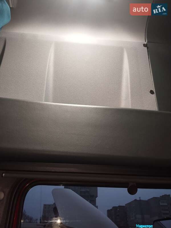 Вантажний фургон DAF XF 95 2006 в Кременчуці