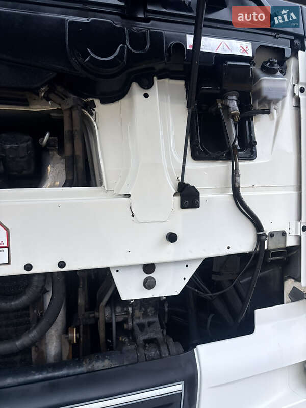 Тягач DAF XF 95 2000 в Черкассах