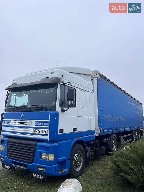 Тягач DAF XF 95 2000 в Рокитном