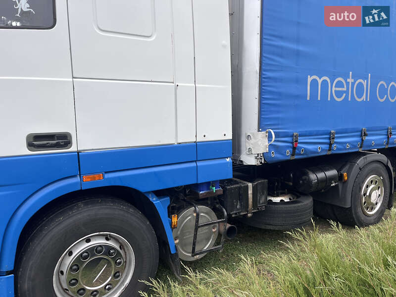 Тягач DAF XF 95 2000 в Рокитном