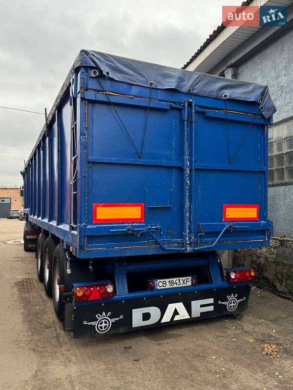 Тягач DAF XF 95 2001 в Ніжині