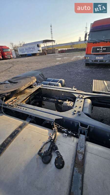 Тягач DAF XF 95 2003 в Каменском