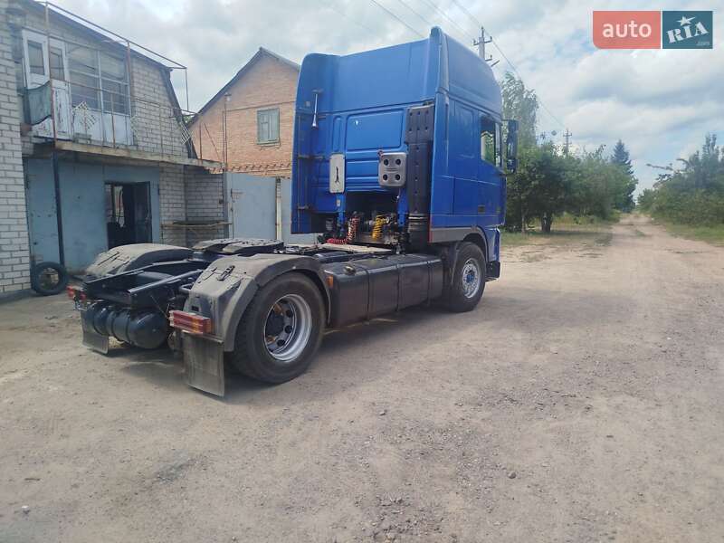 Тягач DAF XF 95 1998 в Олександрії