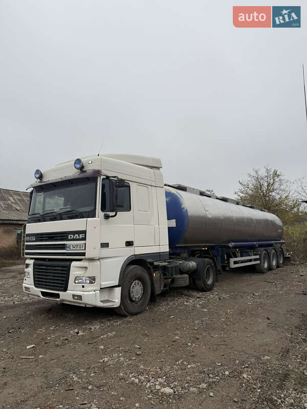 Тягач DAF XF 95 2000 в Павлограді