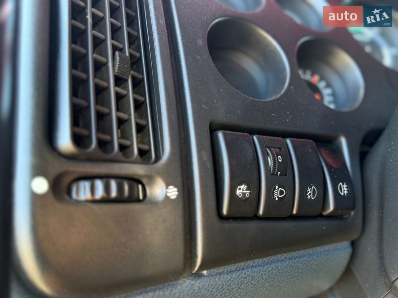 Контейнеровоз DAF XF 95 2002 в Вознесенську