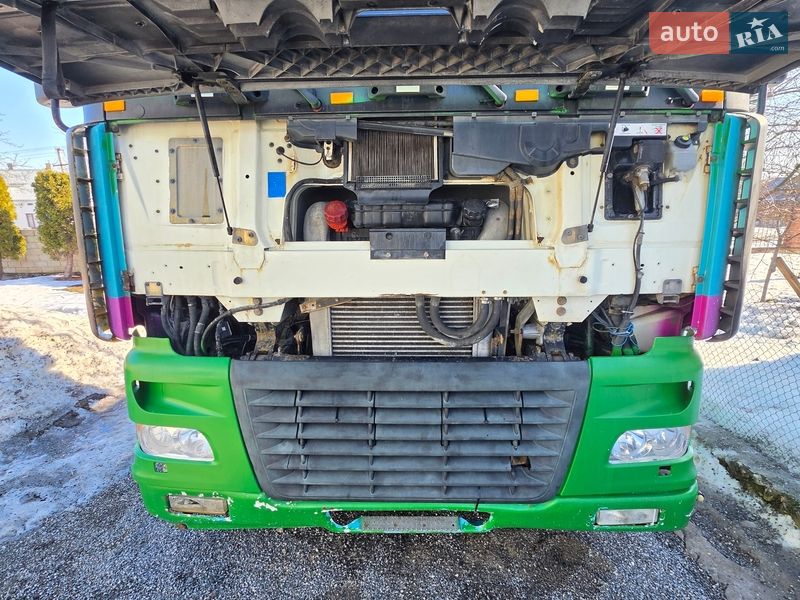 Тягач DAF XF 95 2002 в Збараже