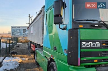 Тягач DAF XF 95 2002 в Збараже