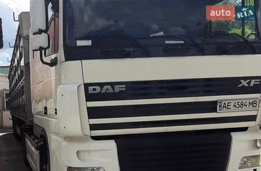 Контейнеровоз DAF XF 95 2006 в Новомосковську