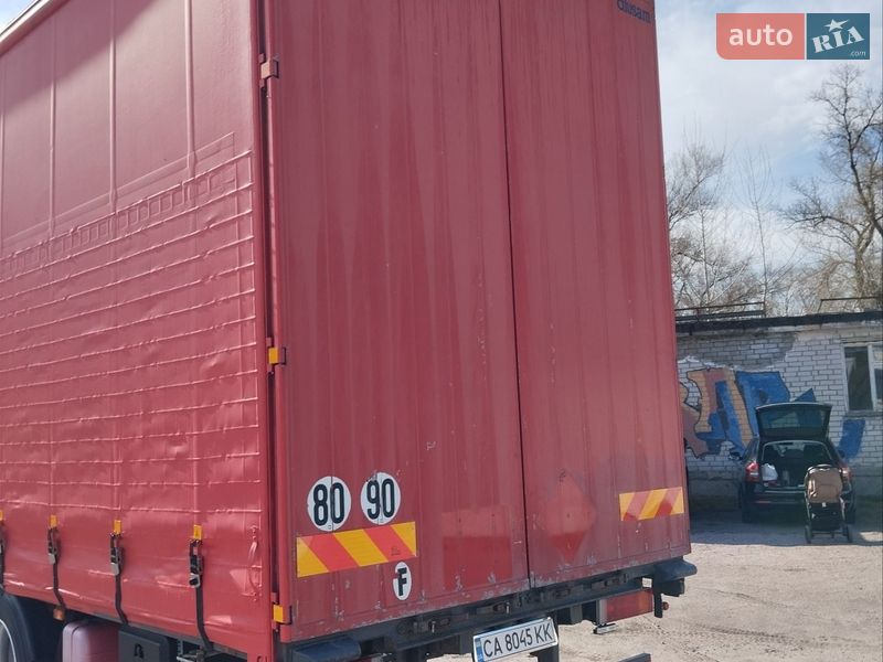 Вантажний фургон DAF XF 95 2006 в Кременчуці