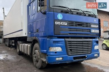Тягач DAF XF 95 2003 в Лубнах