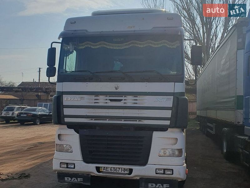 Тягач DAF XF 95 2006 в Днепре