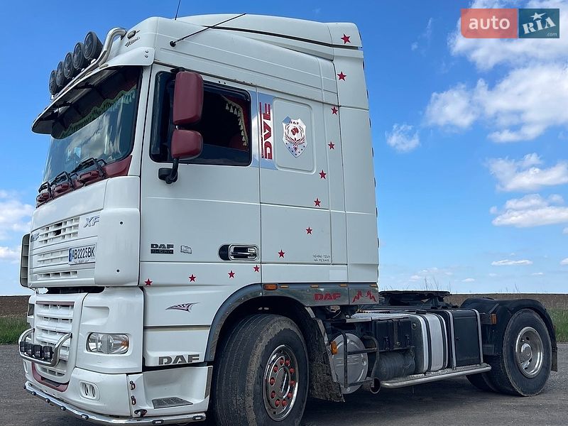Грузовой фургон DAF XF 95 2006 в Виннице