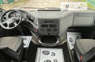 Тягач DAF XF 2015 в 