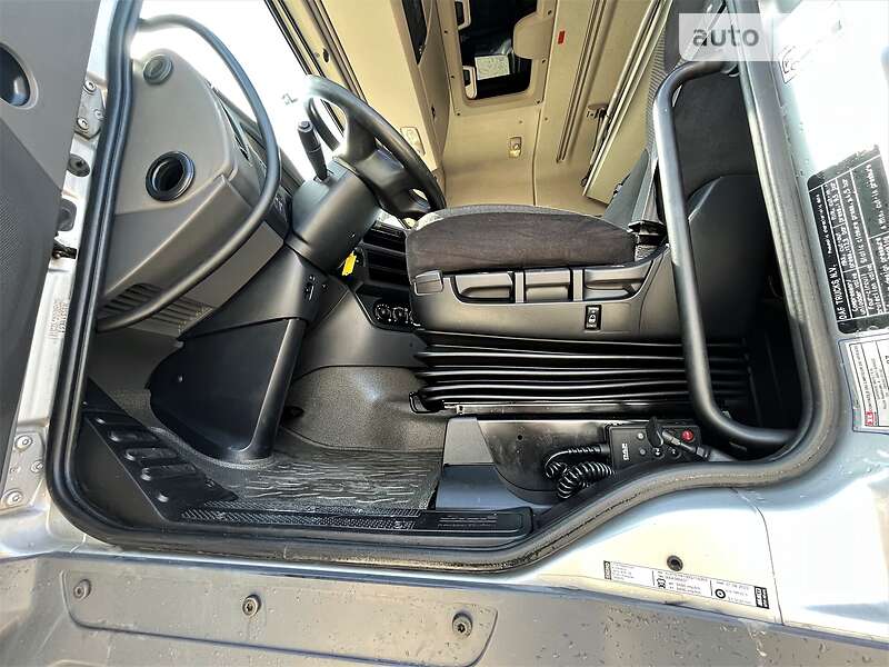 Тягач DAF XF 2016 в Львове