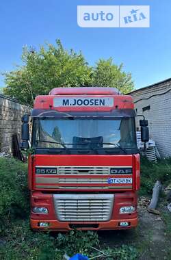 Тягач DAF XF 2000 в 
