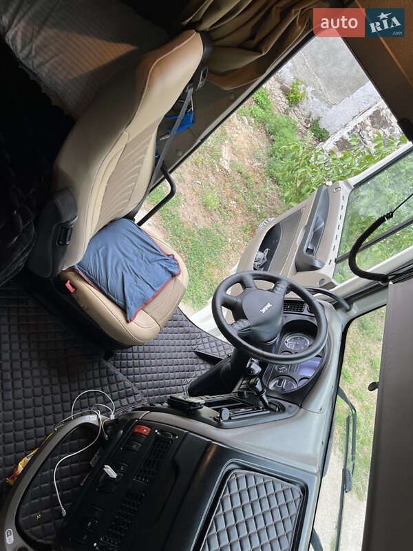 Тягач DAF XF 2013 в Кривом Озере