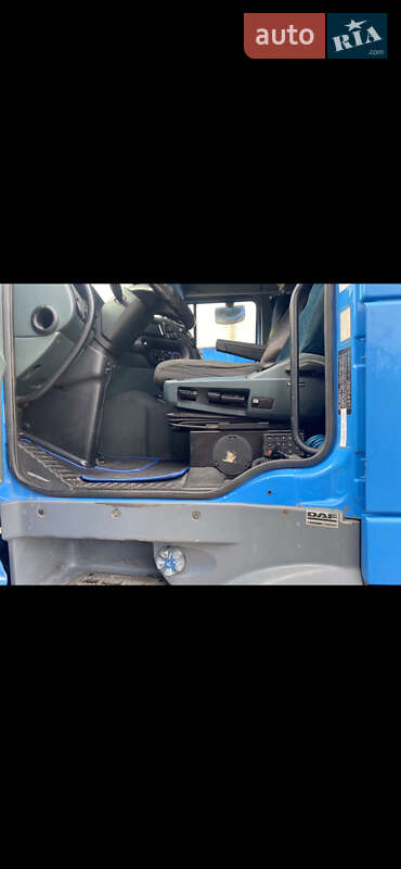 Контейнеровоз DAF XF 2005 в Одессе