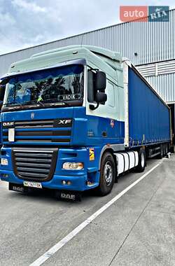 Тягач DAF XF 2007 в 