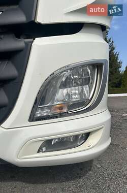 Тягач DAF XF 2015 в 