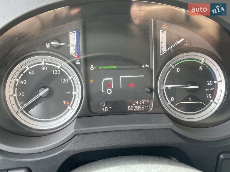 Тягач DAF XF 2016 в Сарнах