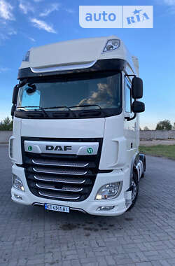 Тягач DAF XF 2019 в Дніпрі