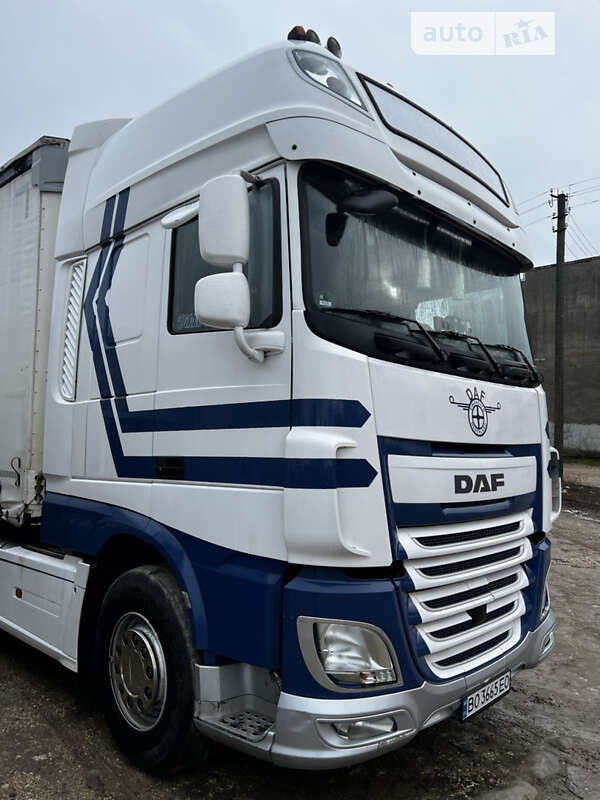 Тягач DAF XF 2016 в Зборові