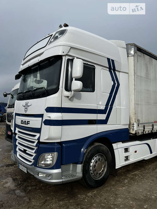 Тягач DAF XF 2016 в Зборові