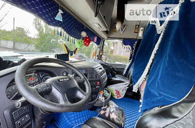Тягач DAF XF 2015 в 
