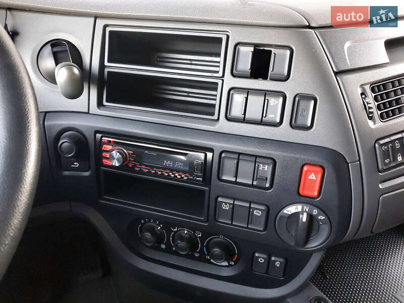 Тягач DAF XF 2014 в Ровно