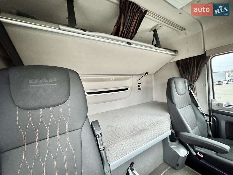 Тягач DAF XF 2017 в Ровно