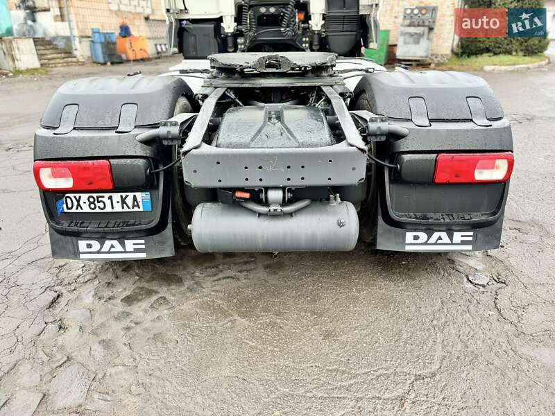 Тягач DAF XF 2015 в Ровно