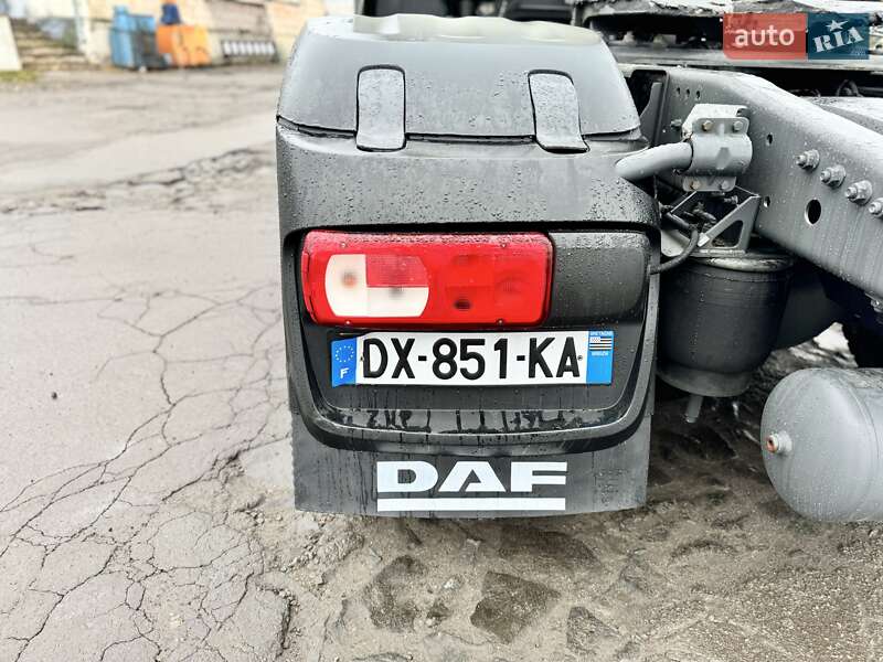 Тягач DAF XF 2015 в Ровно