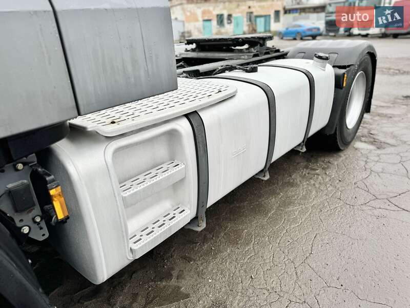 Тягач DAF XF 2015 в Ровно