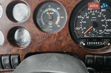 Тягач DAF XF 2002 в 
